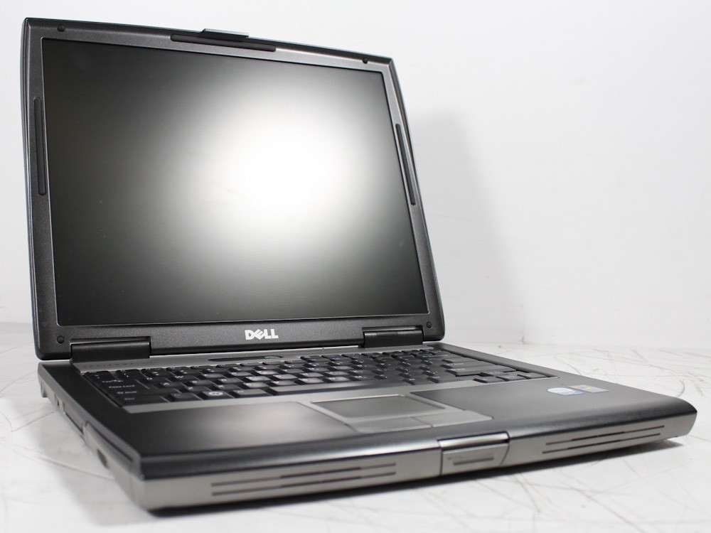 1000200-Dell Latitude D520 Black Laptop with 30-Day Windows 7 Trial-image