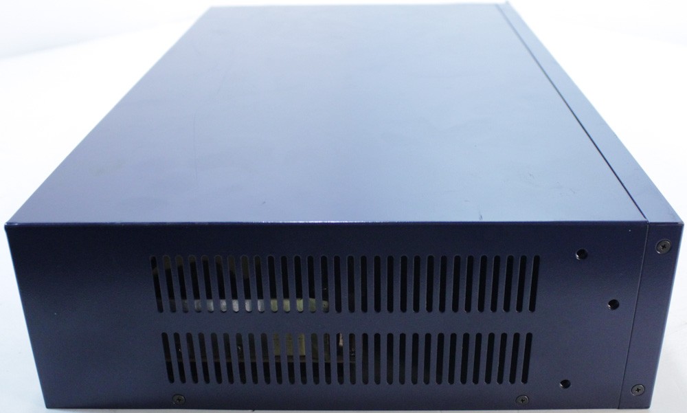 10000625-Netgear FSM750S 48 Port 10/100 Managed Network Switch-image