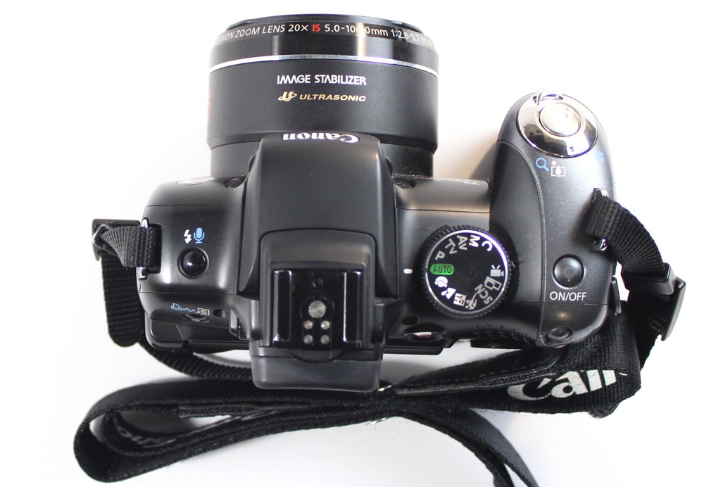 50000591-Canon PowerShot SX10IS Digital Camera -image